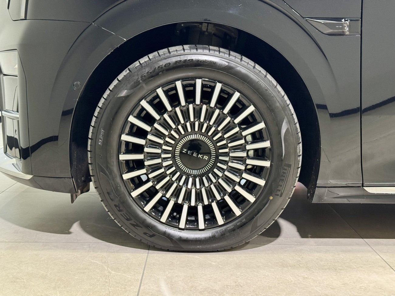 Zeekr 009 2024