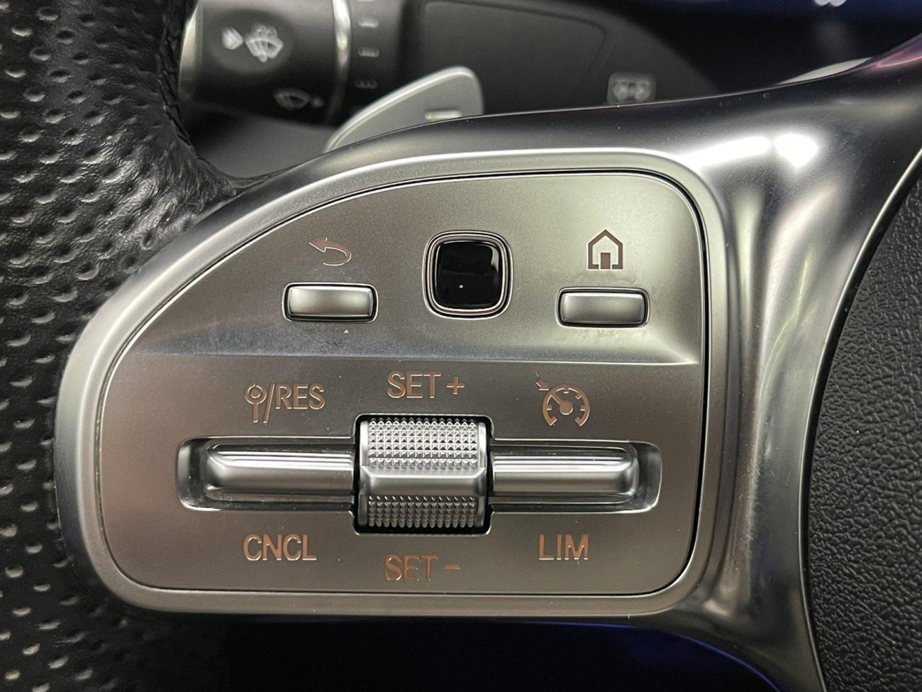 Mercedes-Benz GLC 300 4MATIC 2020