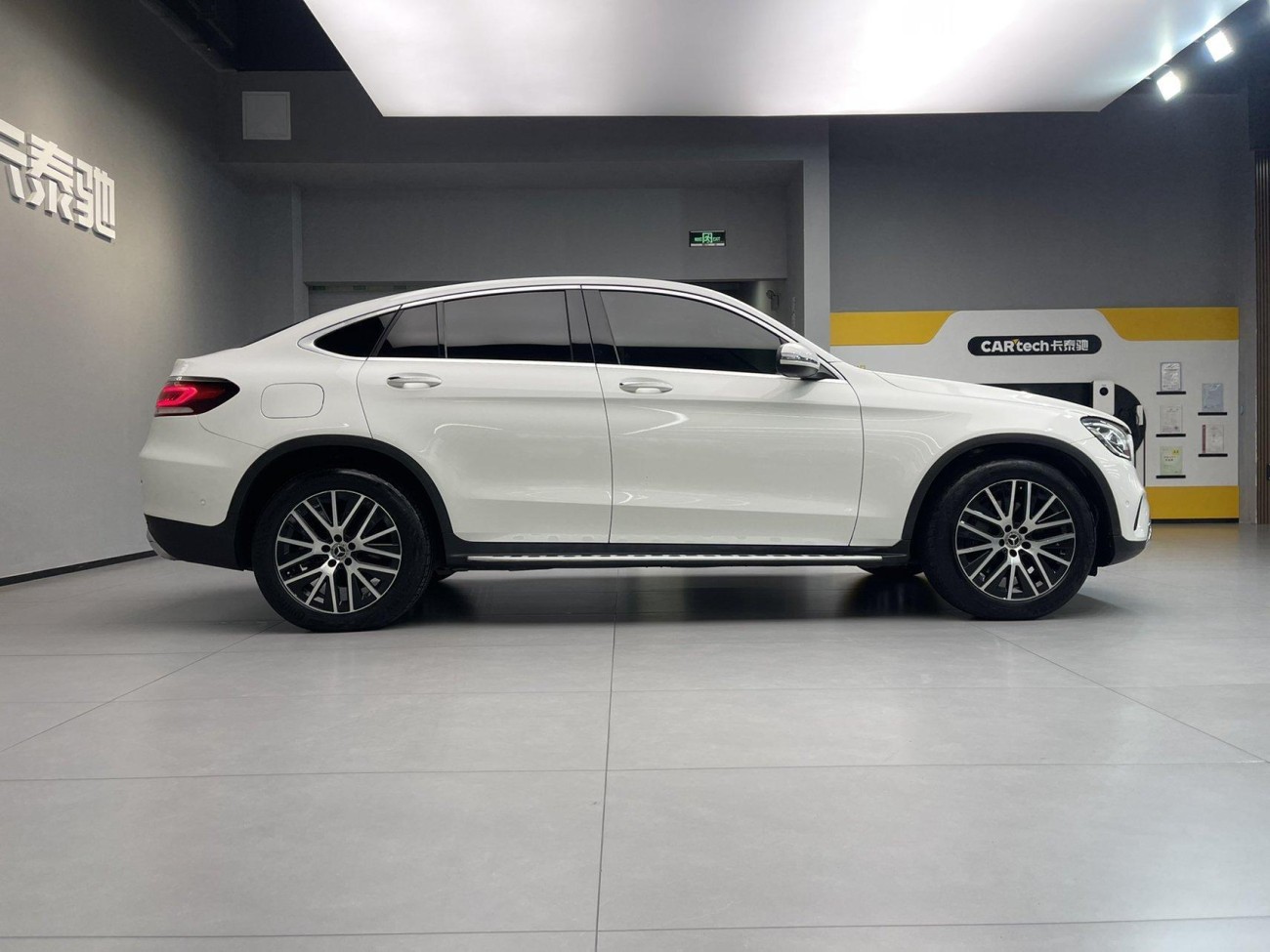 Mercedes-Benz GLC 300 4MATIC 2020
