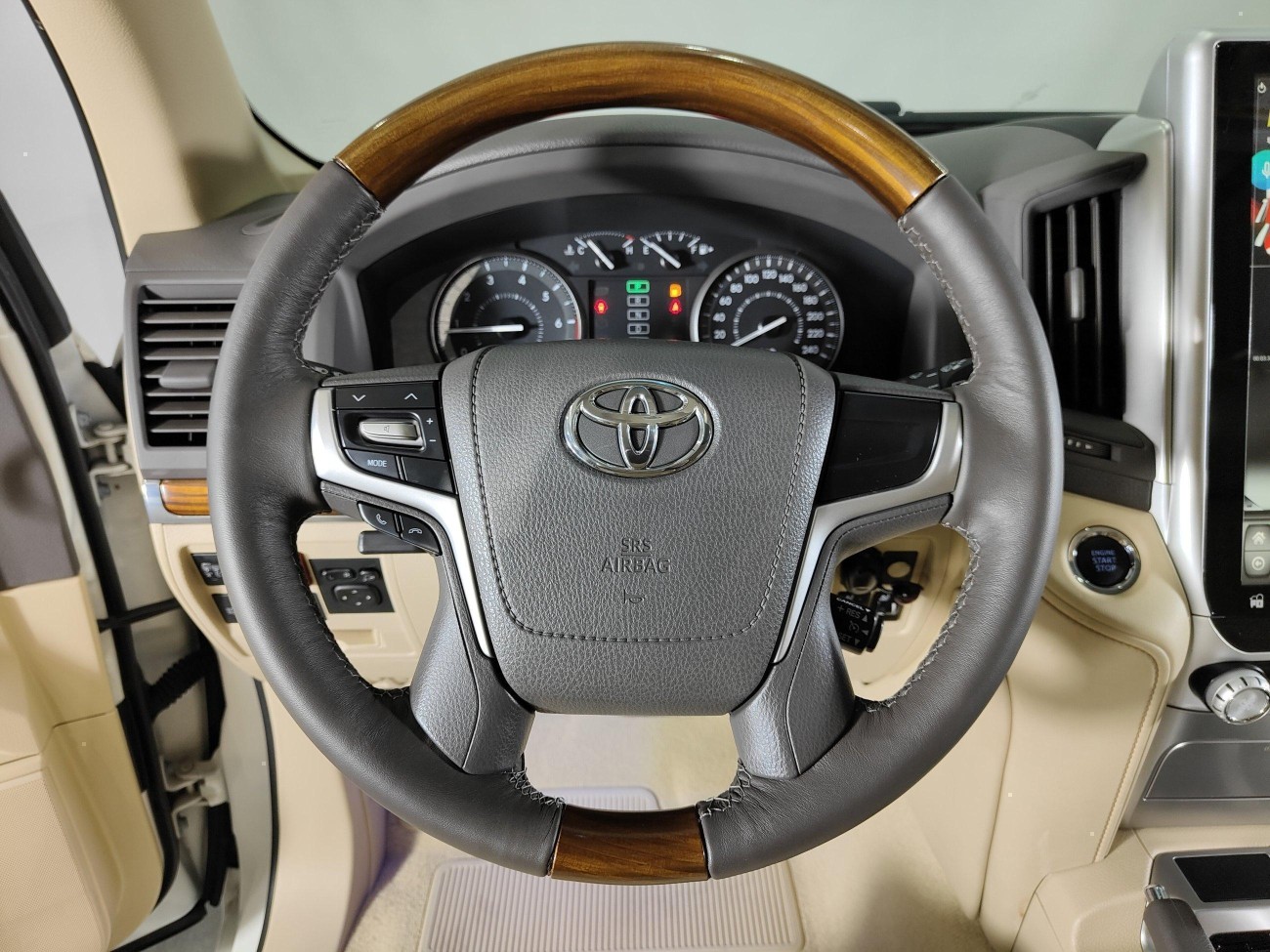 Toyota Land Cruiser 2017
