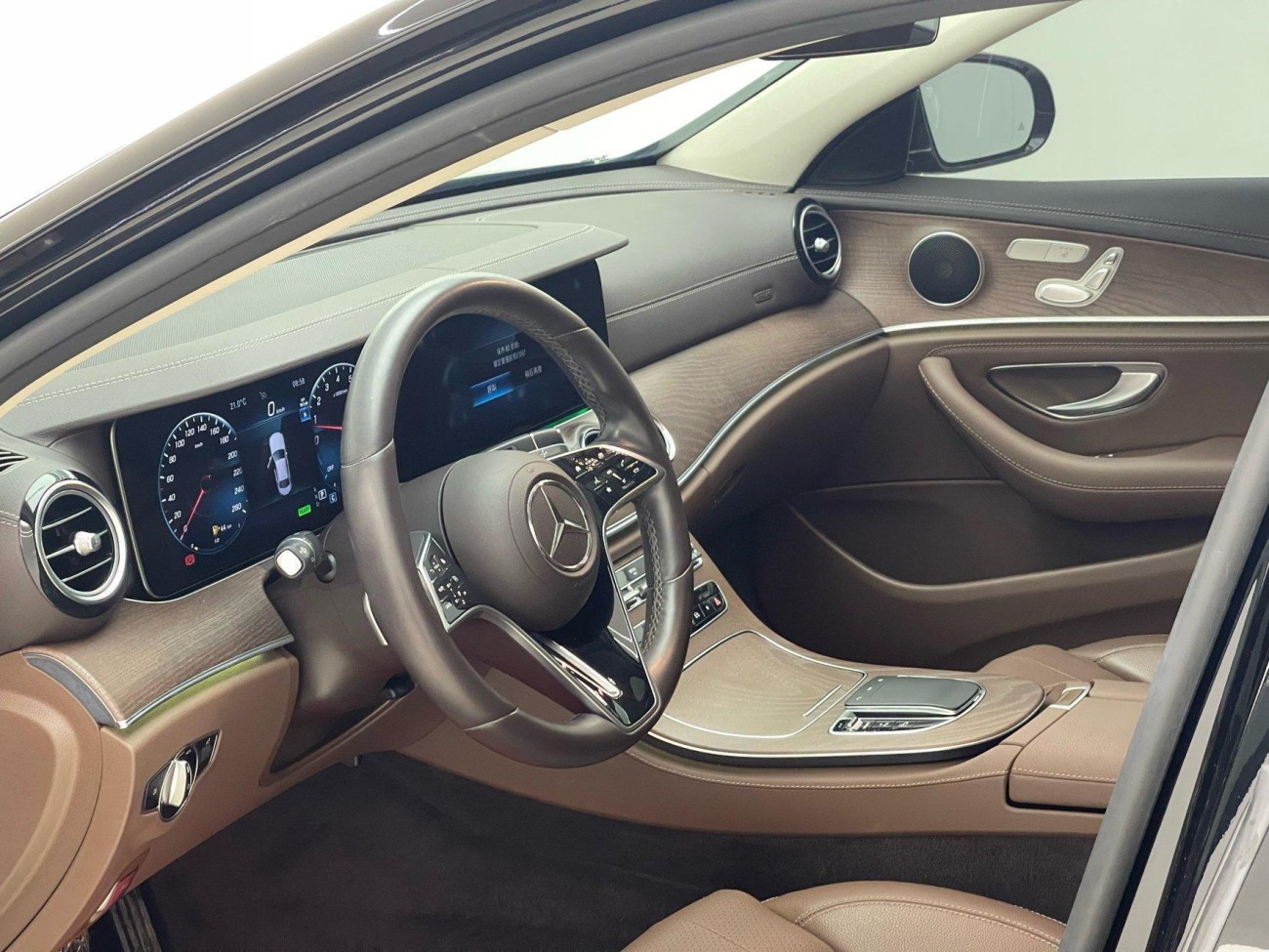 Mercedes-Benz E 350 e 2022