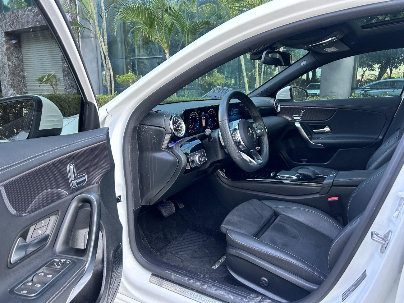 Mercedes-Benz A 200 L 2021