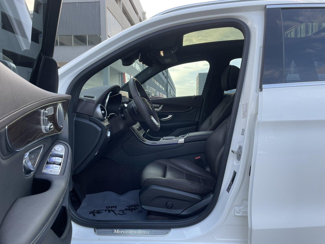 Mercedes-Benz GLC 300 L 2020