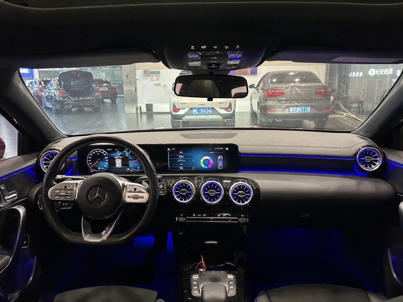 Mercedes-Benz A 200 L 2023