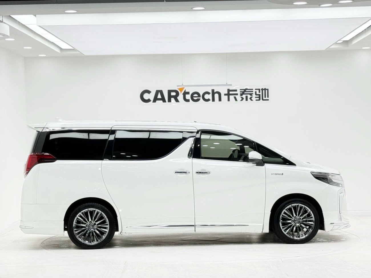 Toyota Alphard 2022