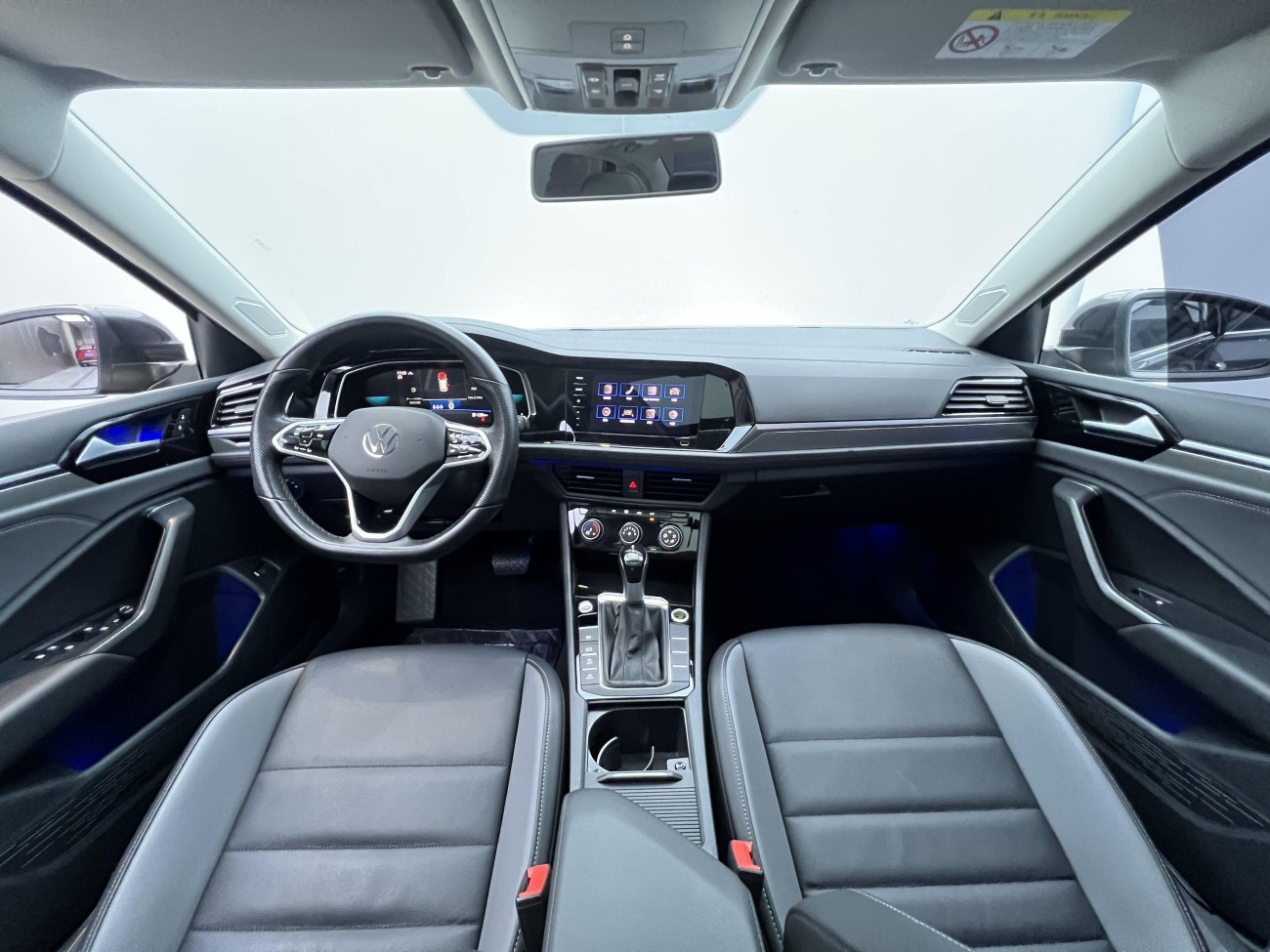 Volkswagen Sagitar 2021