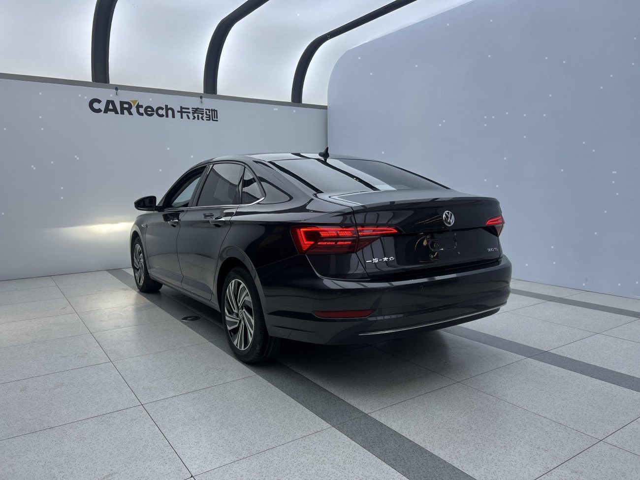 Volkswagen Sagitar 2021