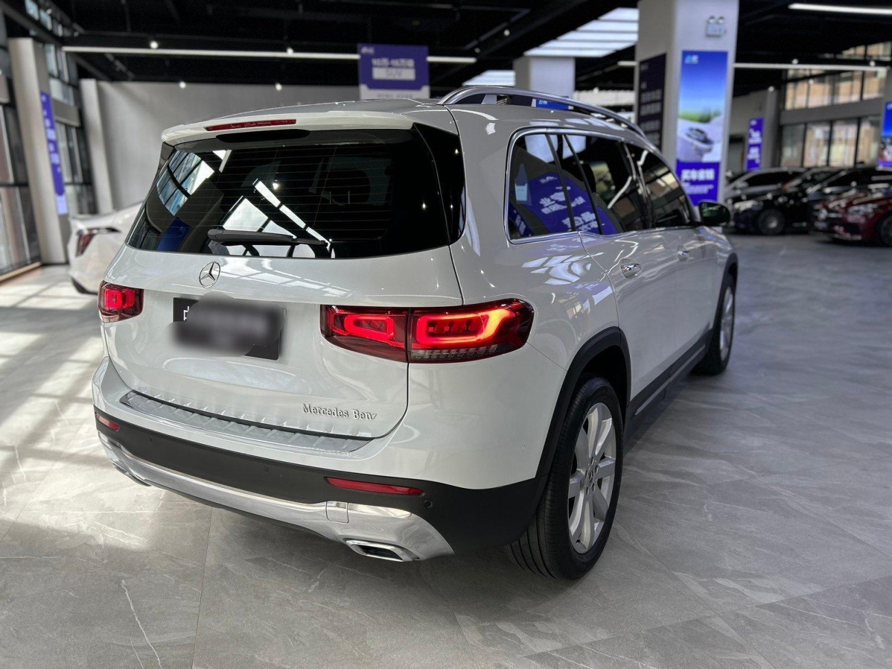 Mercedes-Benz GLB 2021