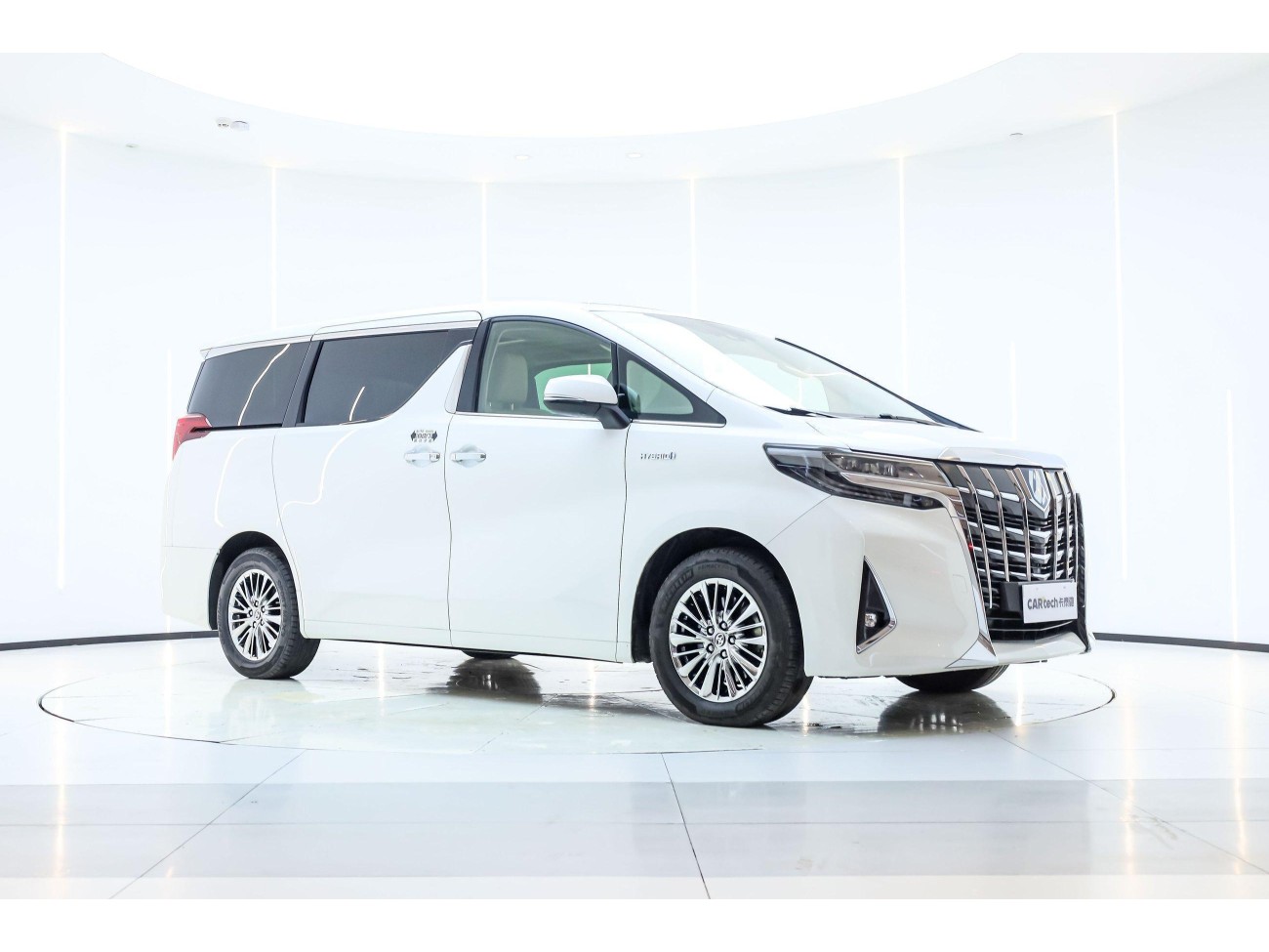 Toyota Alphard 2020