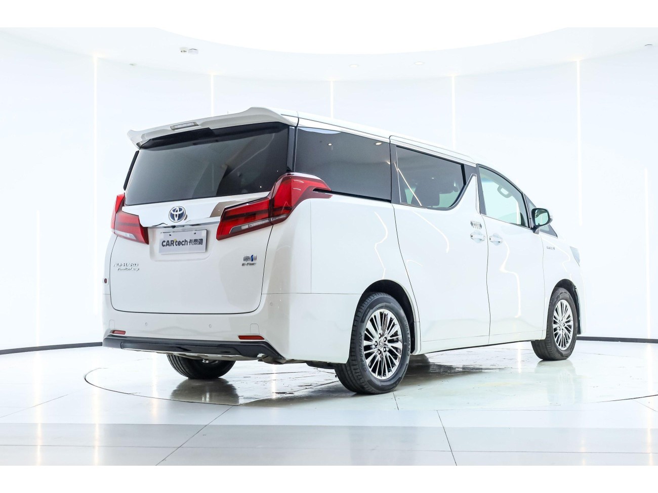 Toyota Alphard 2020