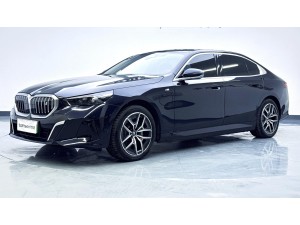 BMW i5 2024