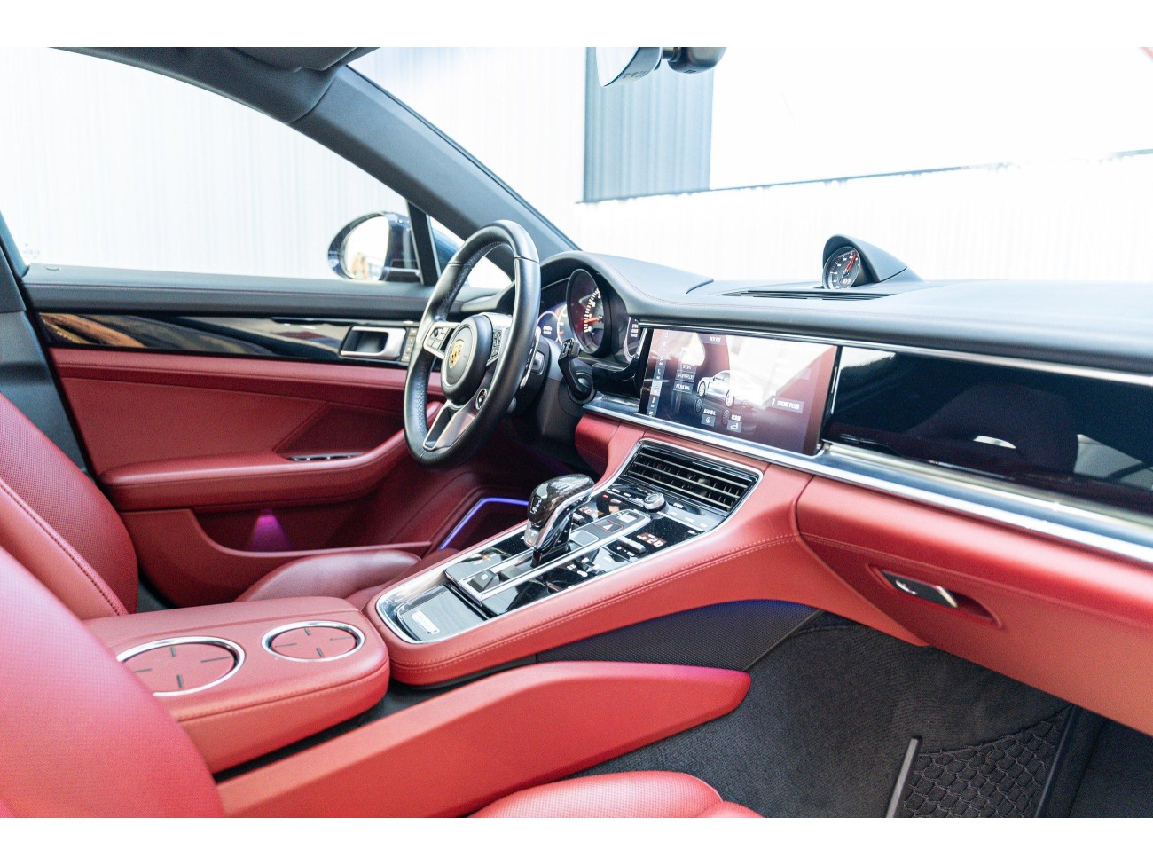 Porsche Panamera 2021