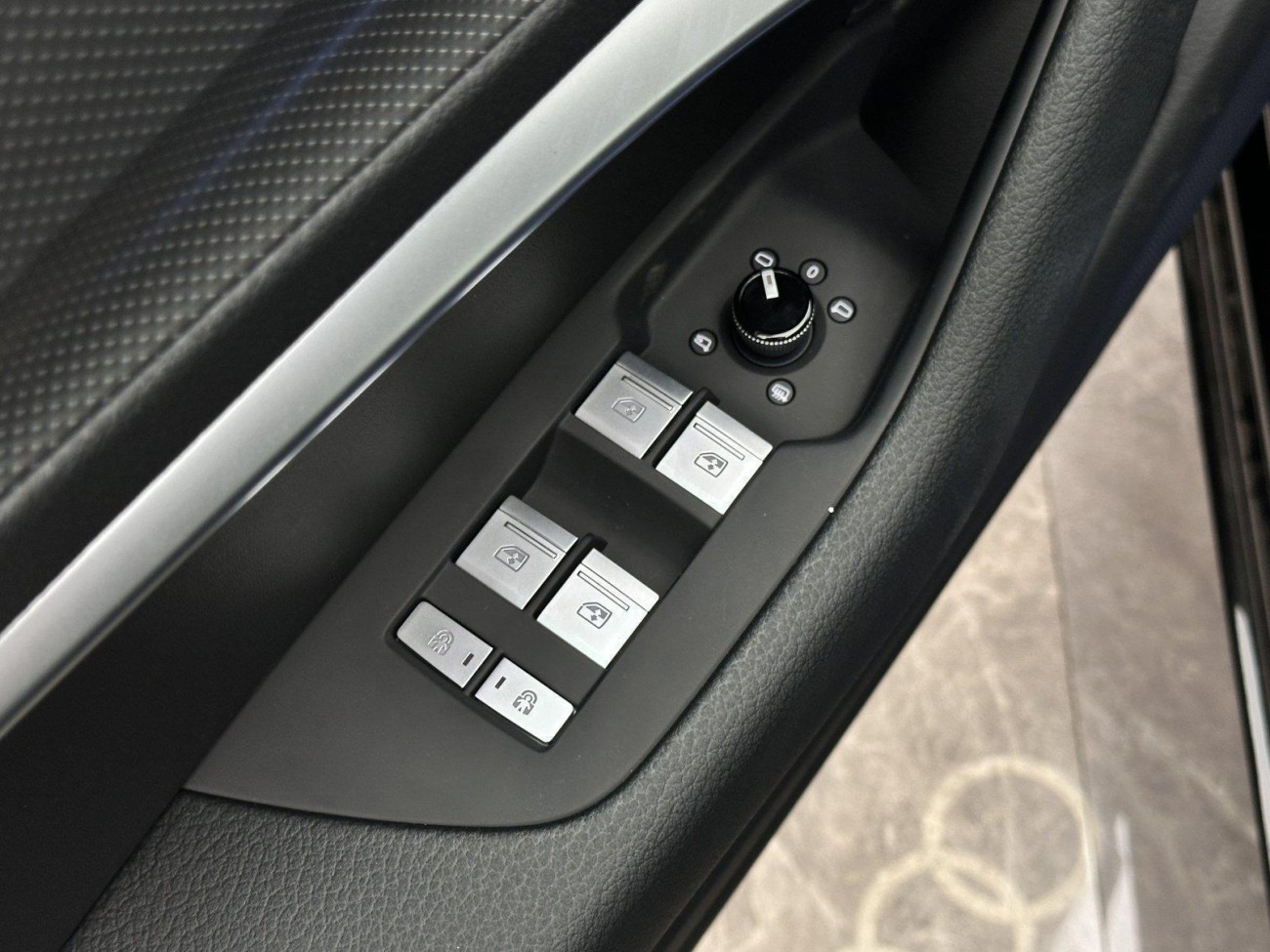 Audi A6L 40 TFSI 2025