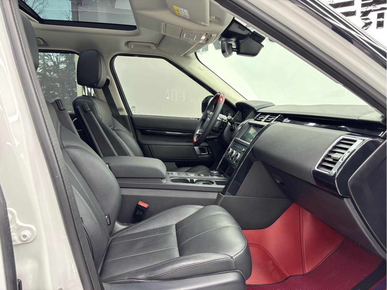 Land Rover Discovery 2020