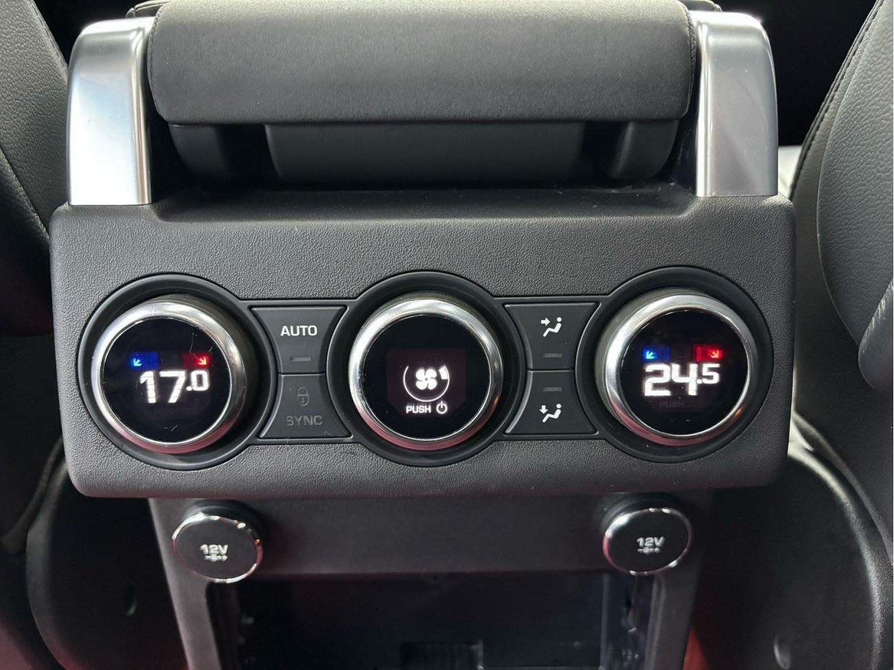 Land Rover Discovery 2020