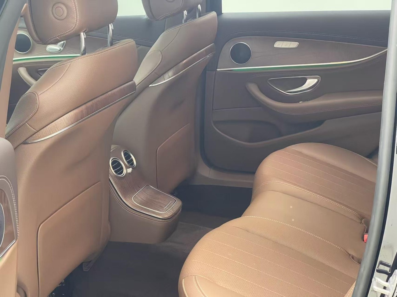 Mercedes-Benz E 350 e 2022