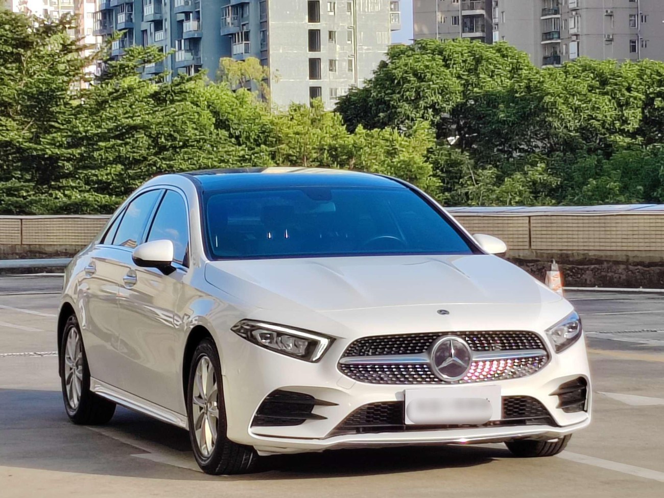 Mercedes-Benz A 200 L 2022