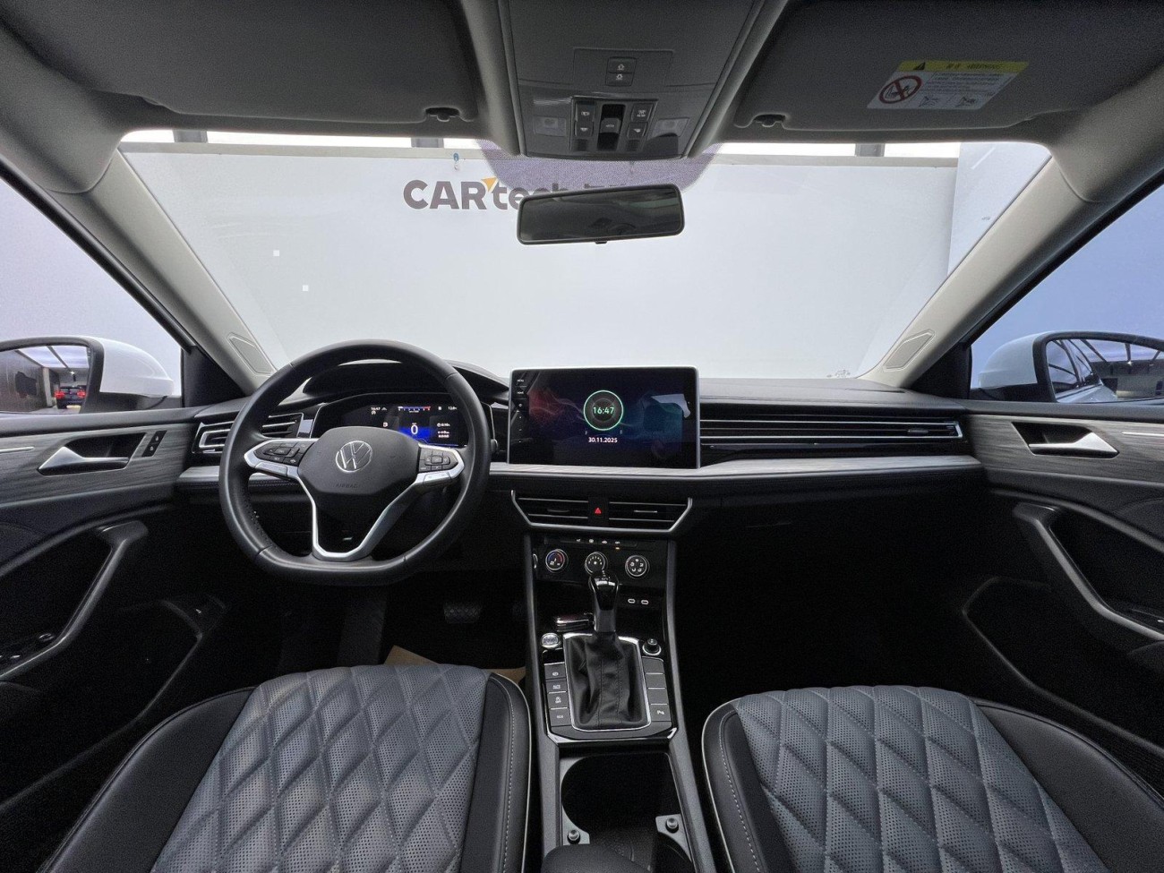 Volkswagen Sagitar 2023