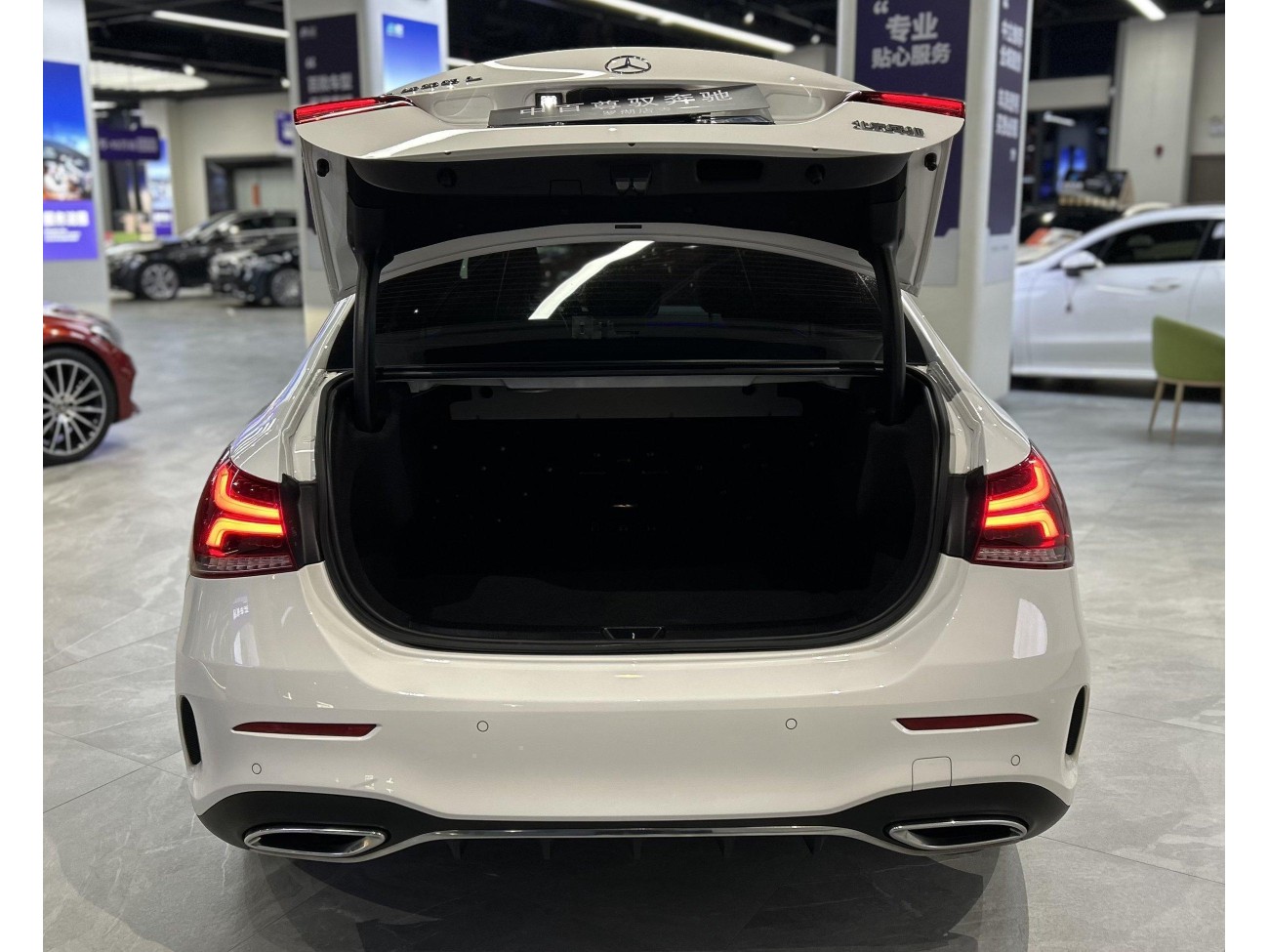 Mercedes-Benz A 200 L 2023