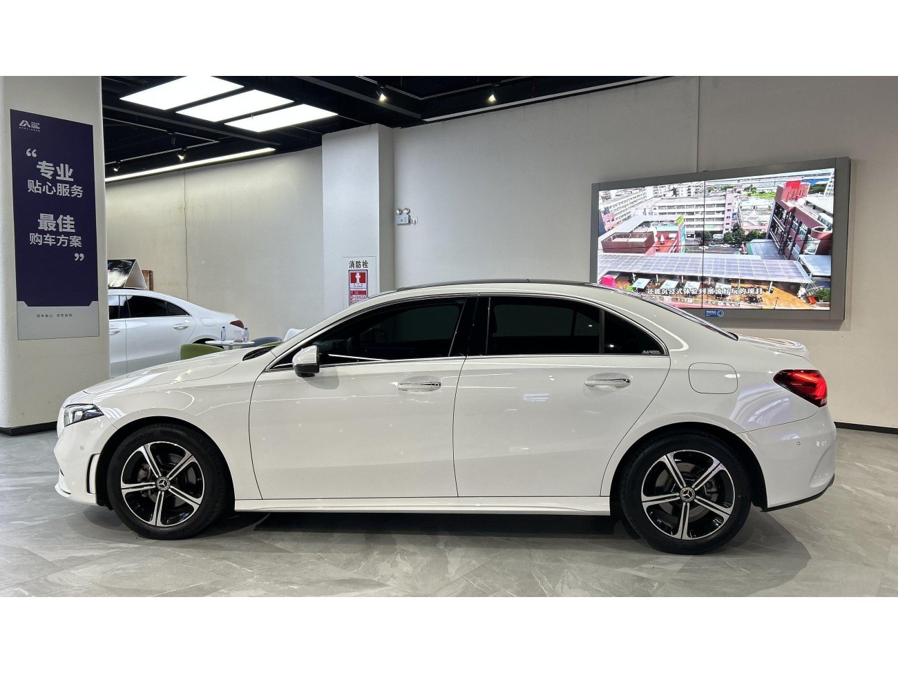 Mercedes-Benz A 200 L 2023