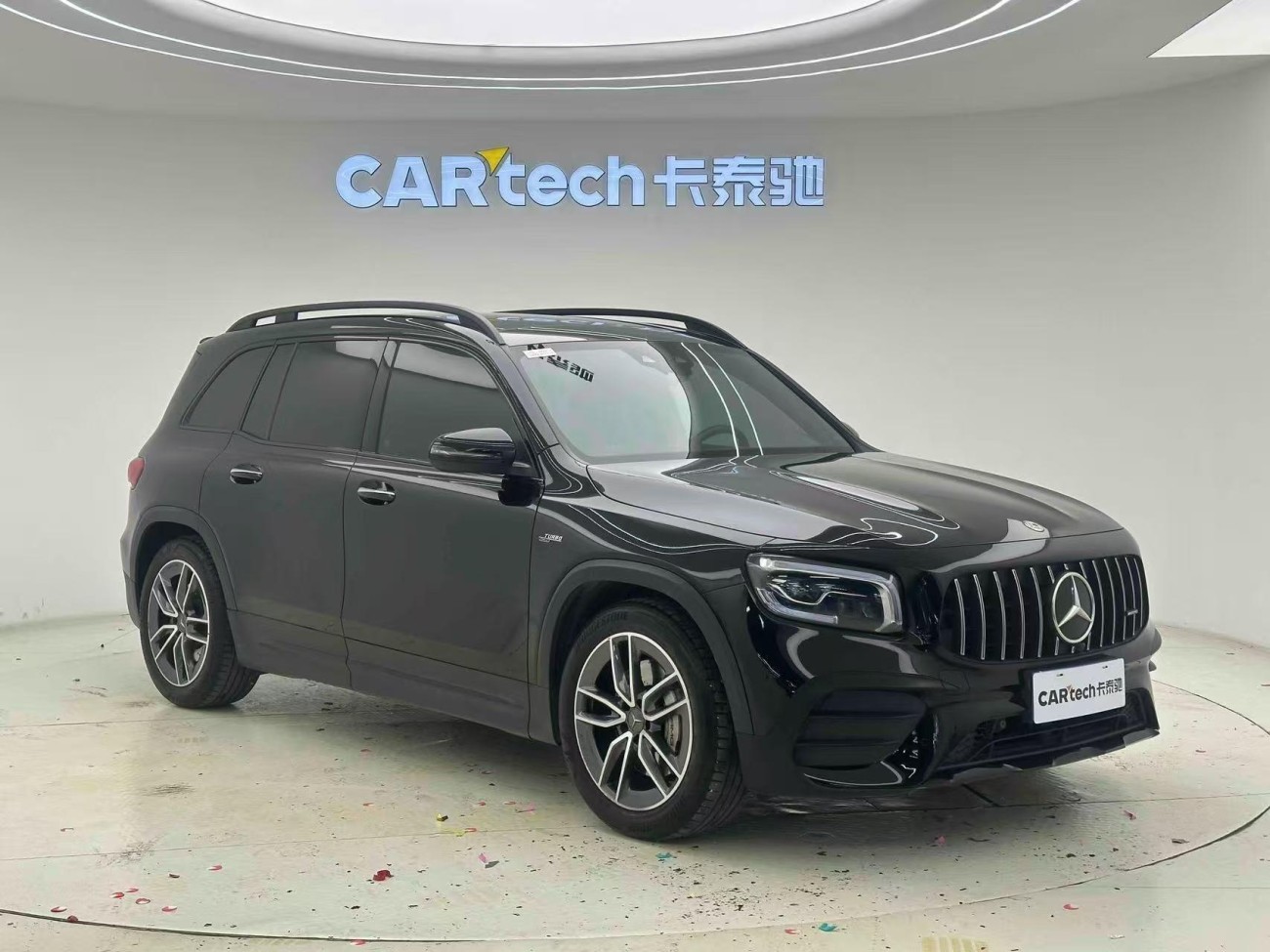 Mercedes-Benz GLB 2023