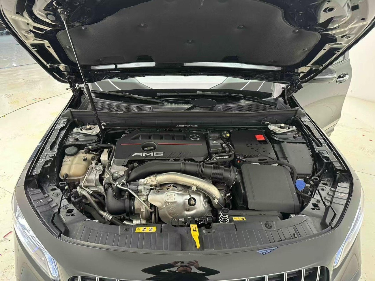 Mercedes-Benz GLB 2023