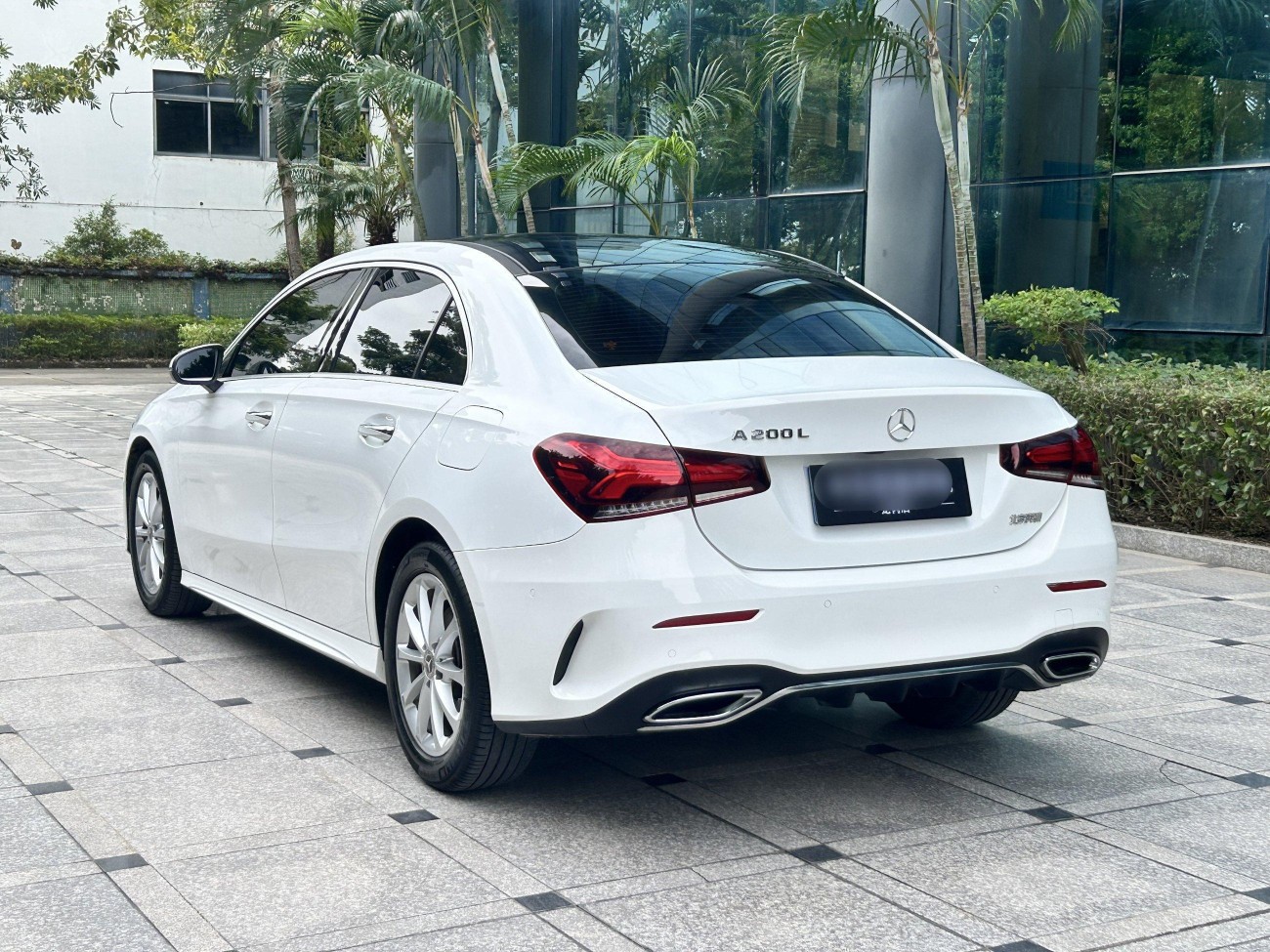 Mercedes-Benz A 200 L 2021