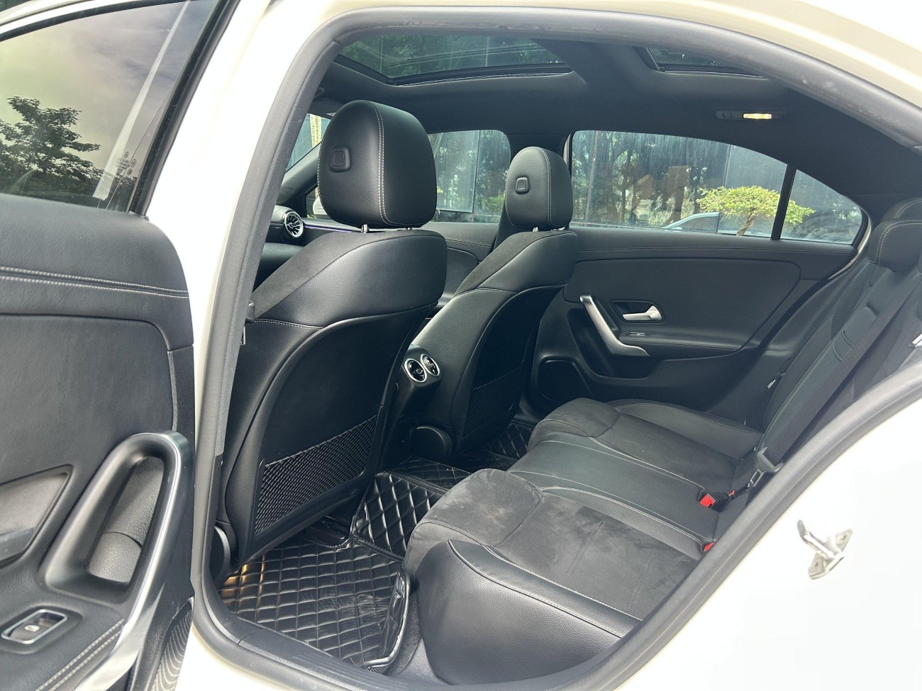 Mercedes-Benz A 200 L 2021