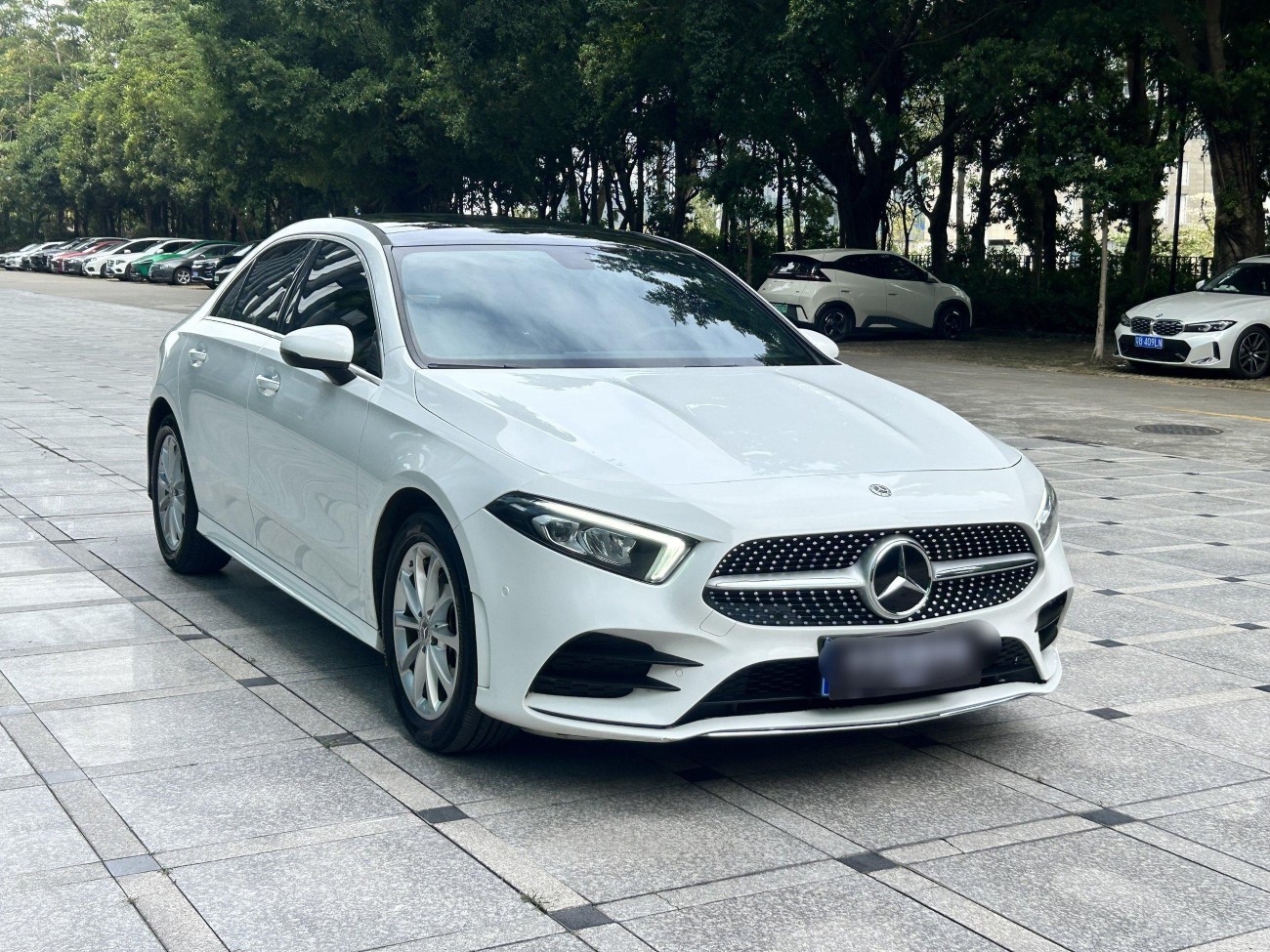 Mercedes-Benz A 200 L 2021
