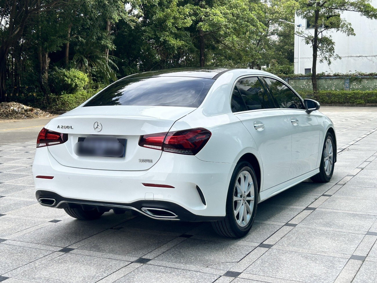 Mercedes-Benz A 200 L 2021