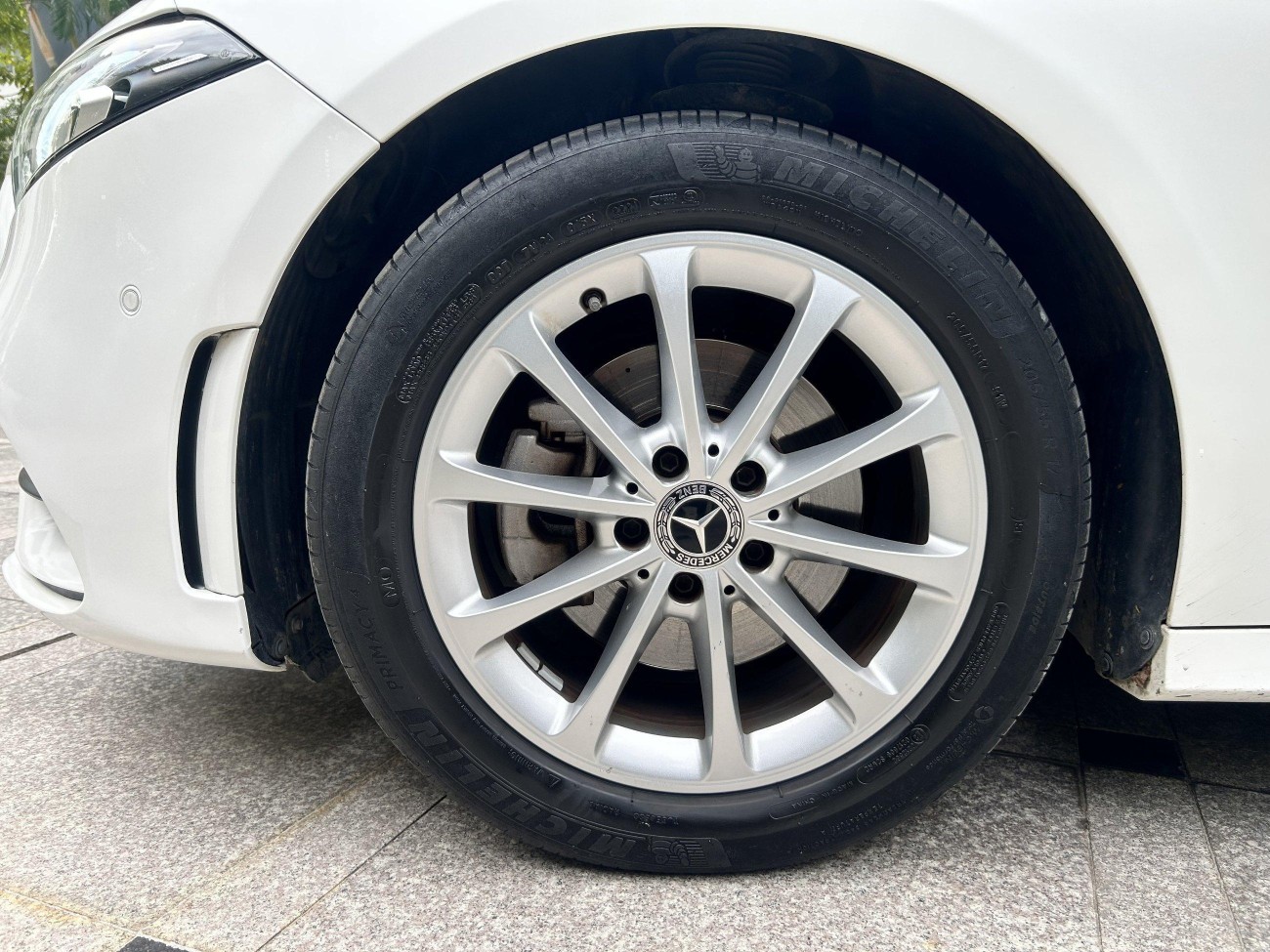 Mercedes-Benz A 200 L 2021