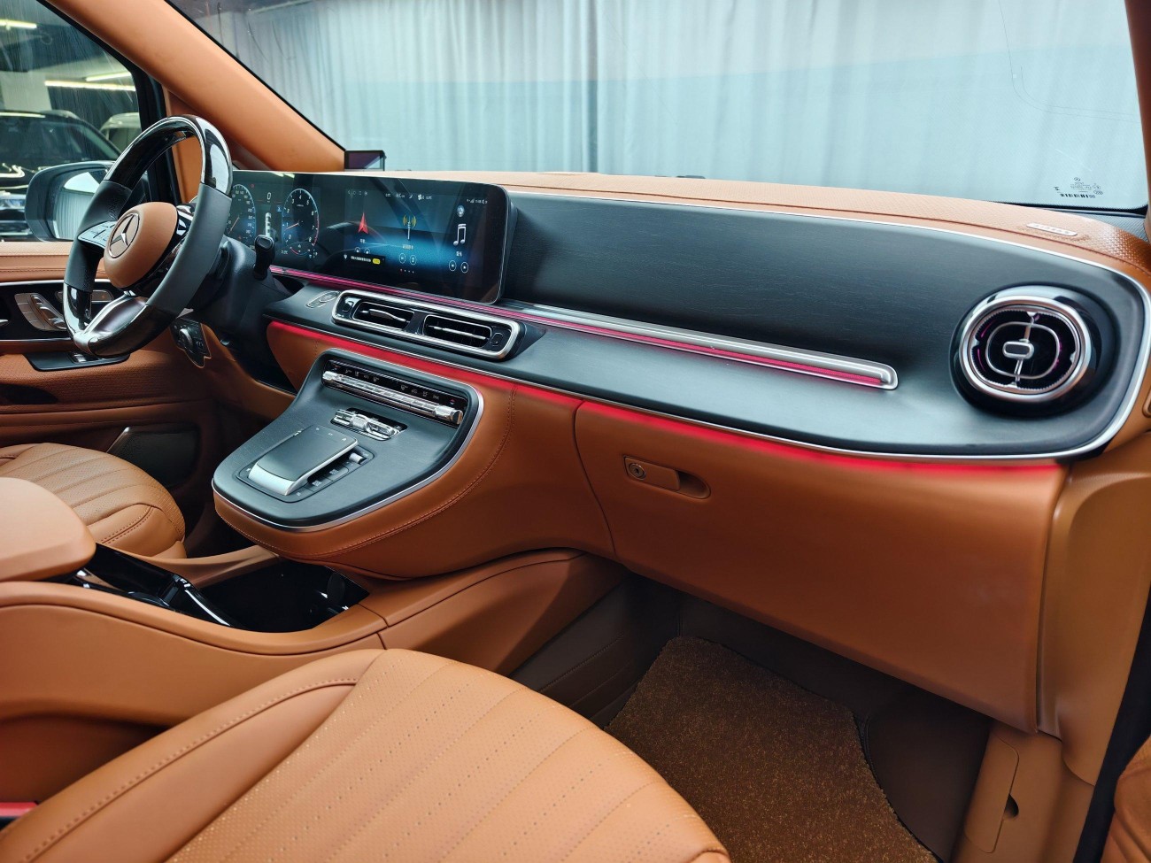 Mercedes-Benz 2024 2024