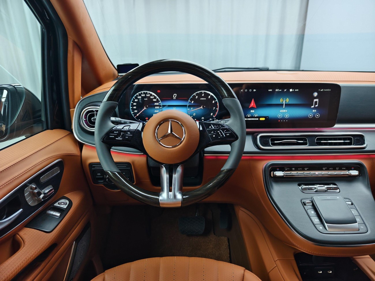 Mercedes-Benz 2024 2024