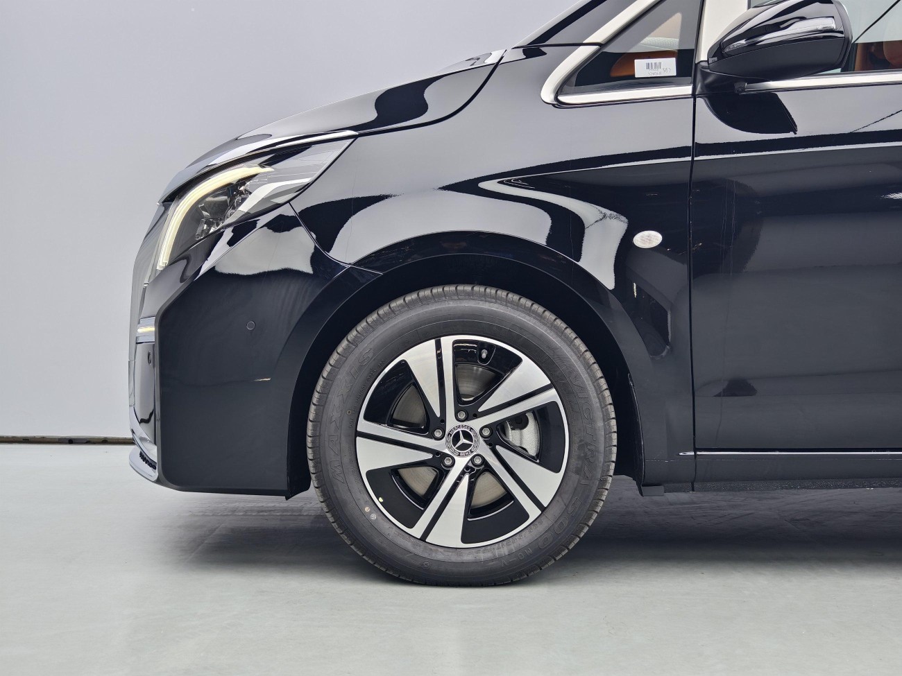 Mercedes-Benz 2024 2024