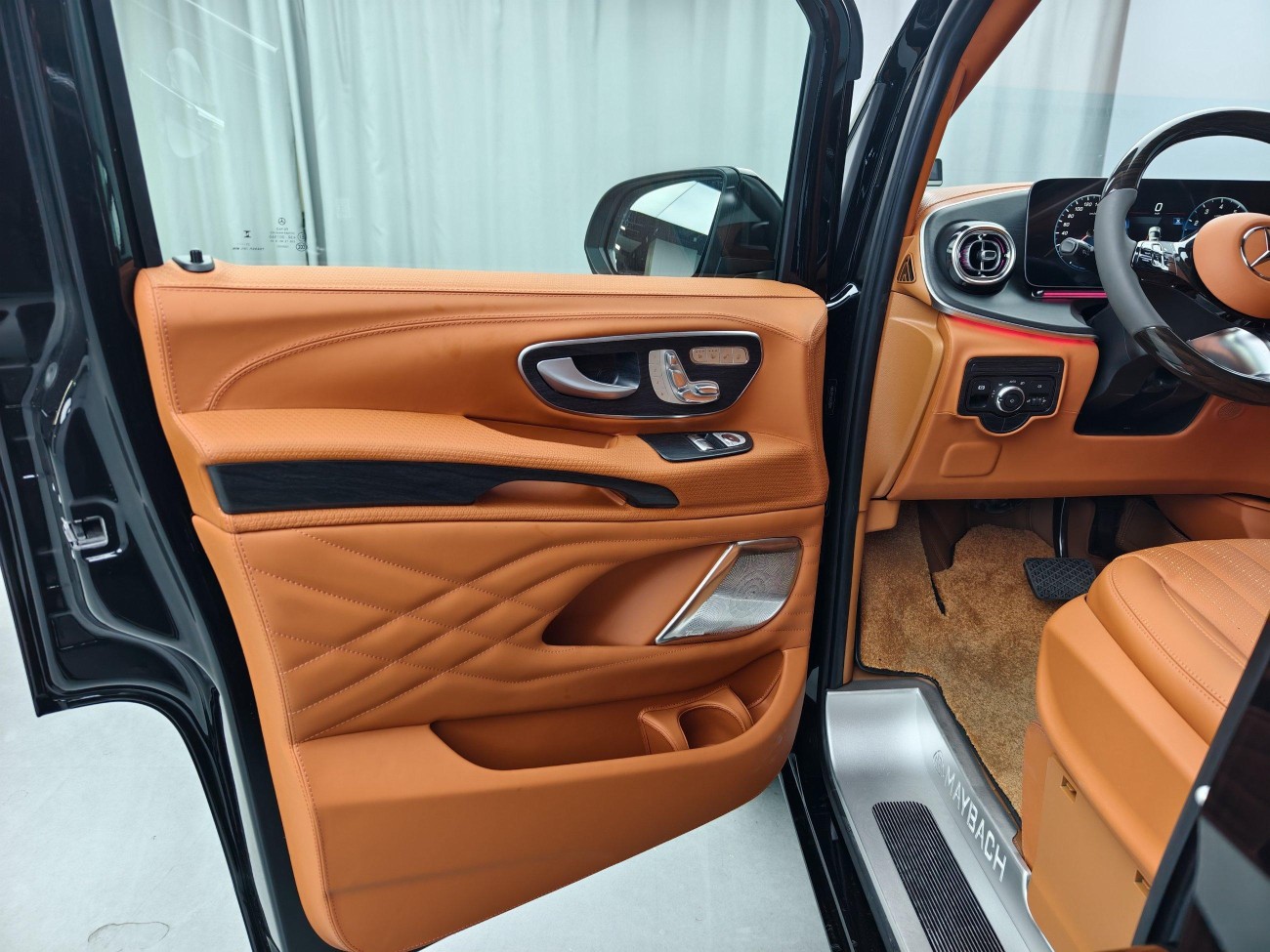 Mercedes-Benz 2024 2024