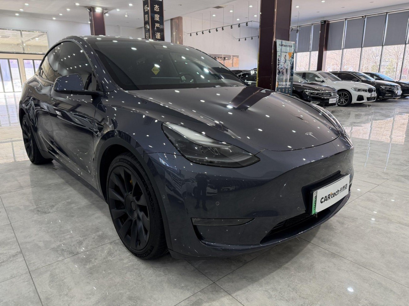 Tesla Model Y 2021