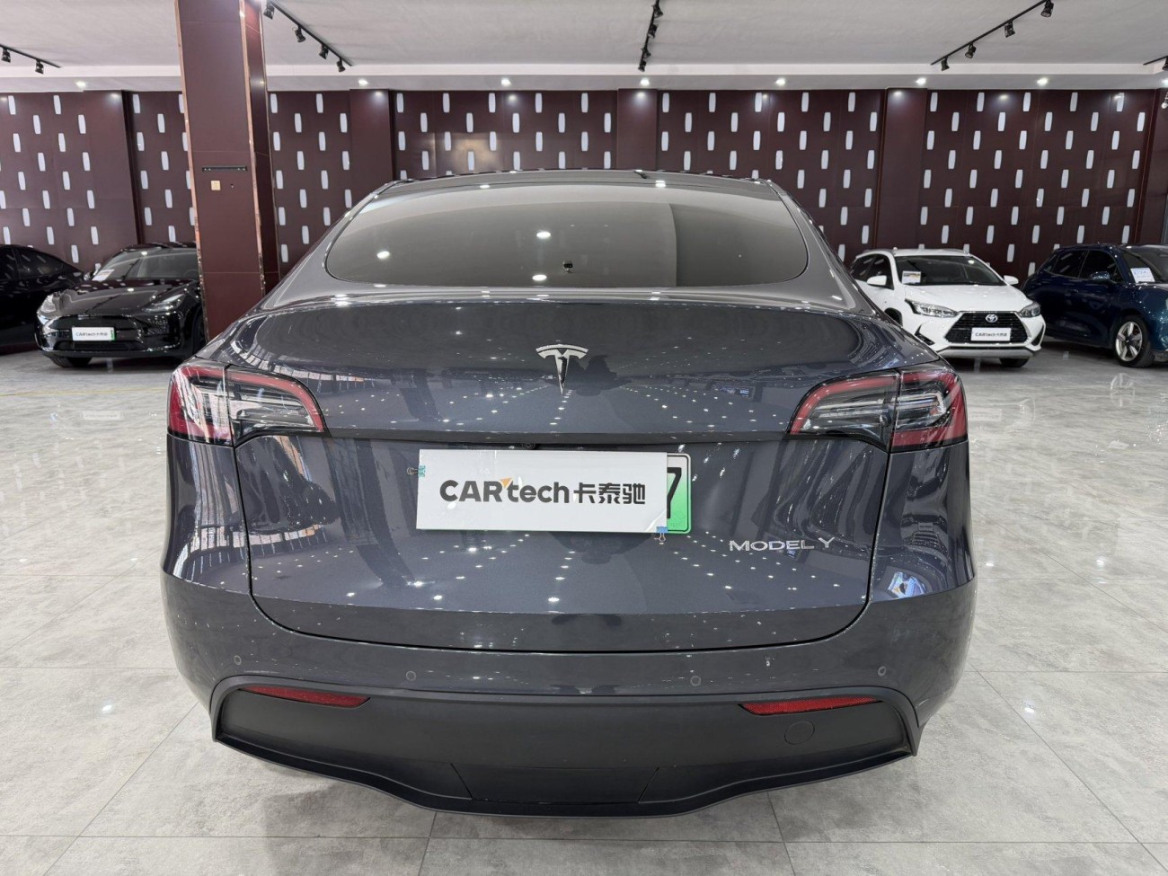 Tesla Model Y 2021