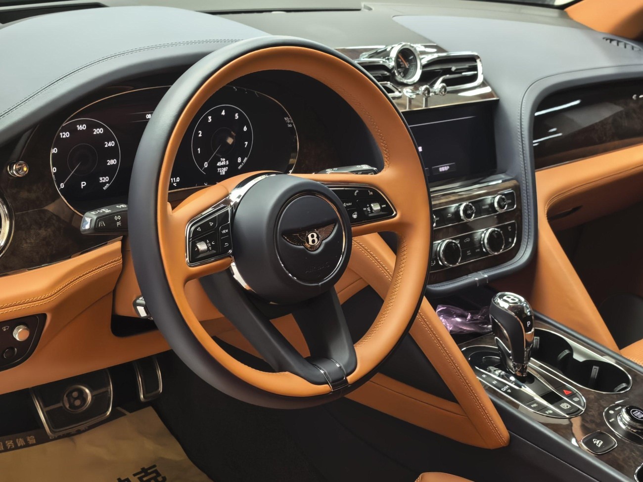 Bentley Bentayga 2022