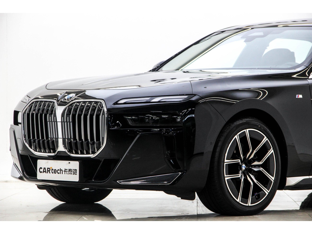 BMW 735Li 2024