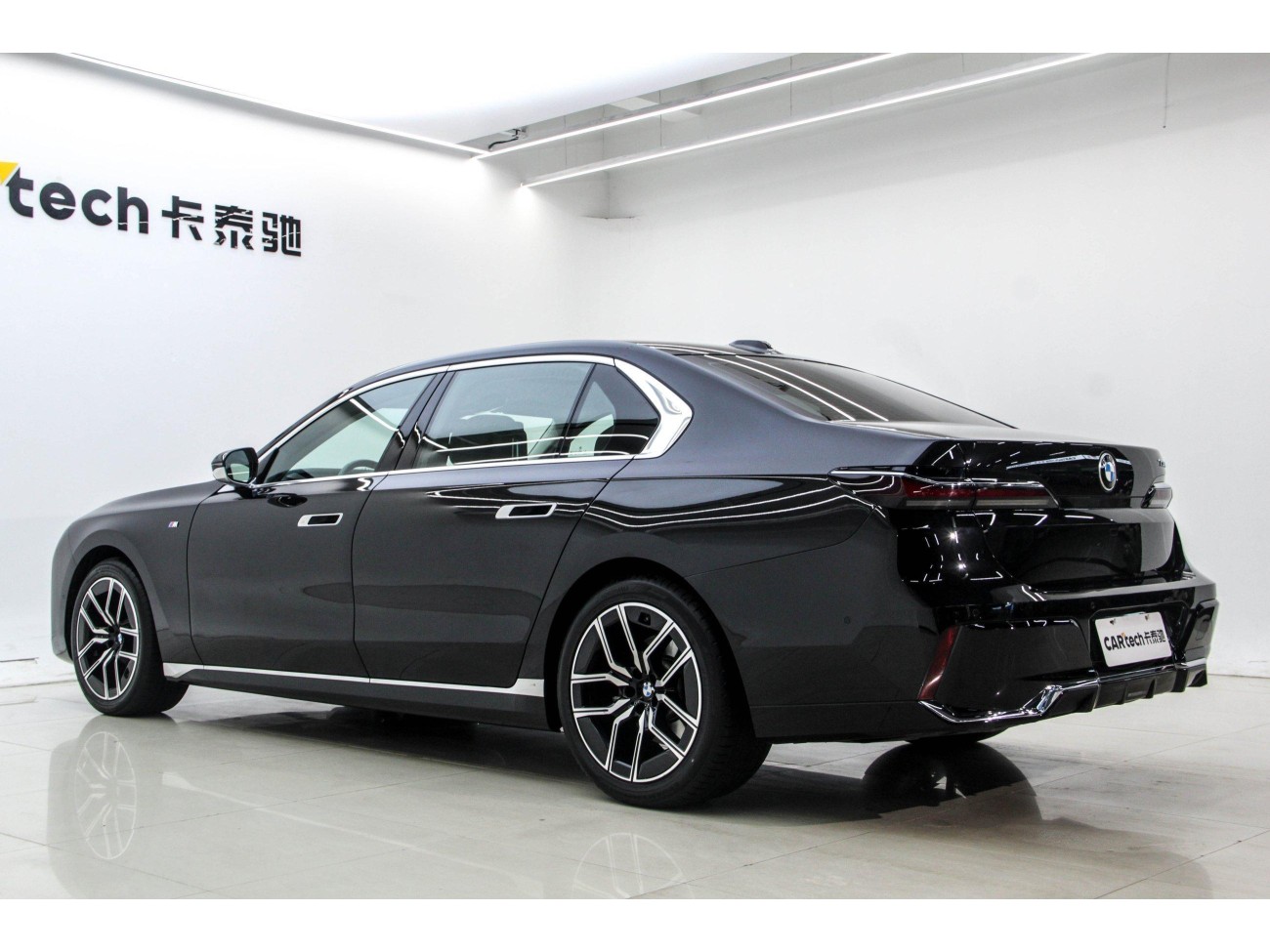 BMW 735Li 2024