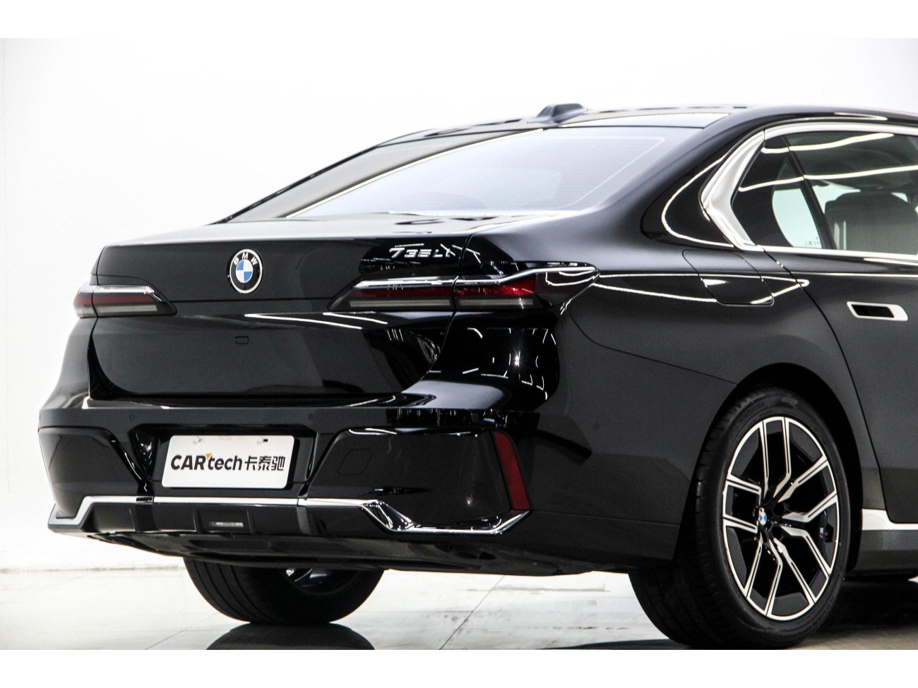 BMW 735Li 2024