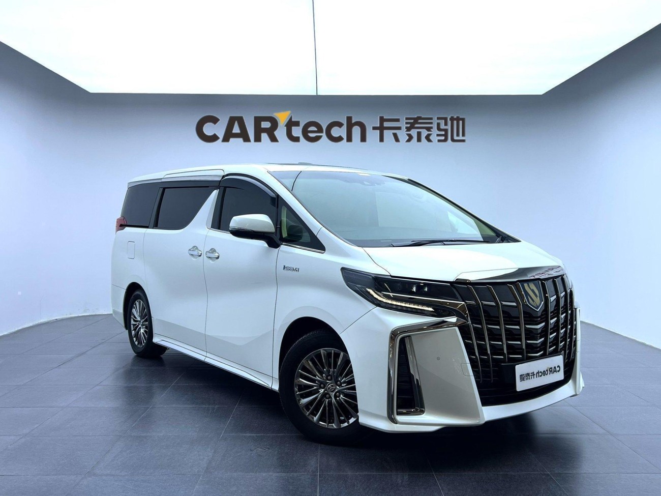 Toyota Alphard 2023