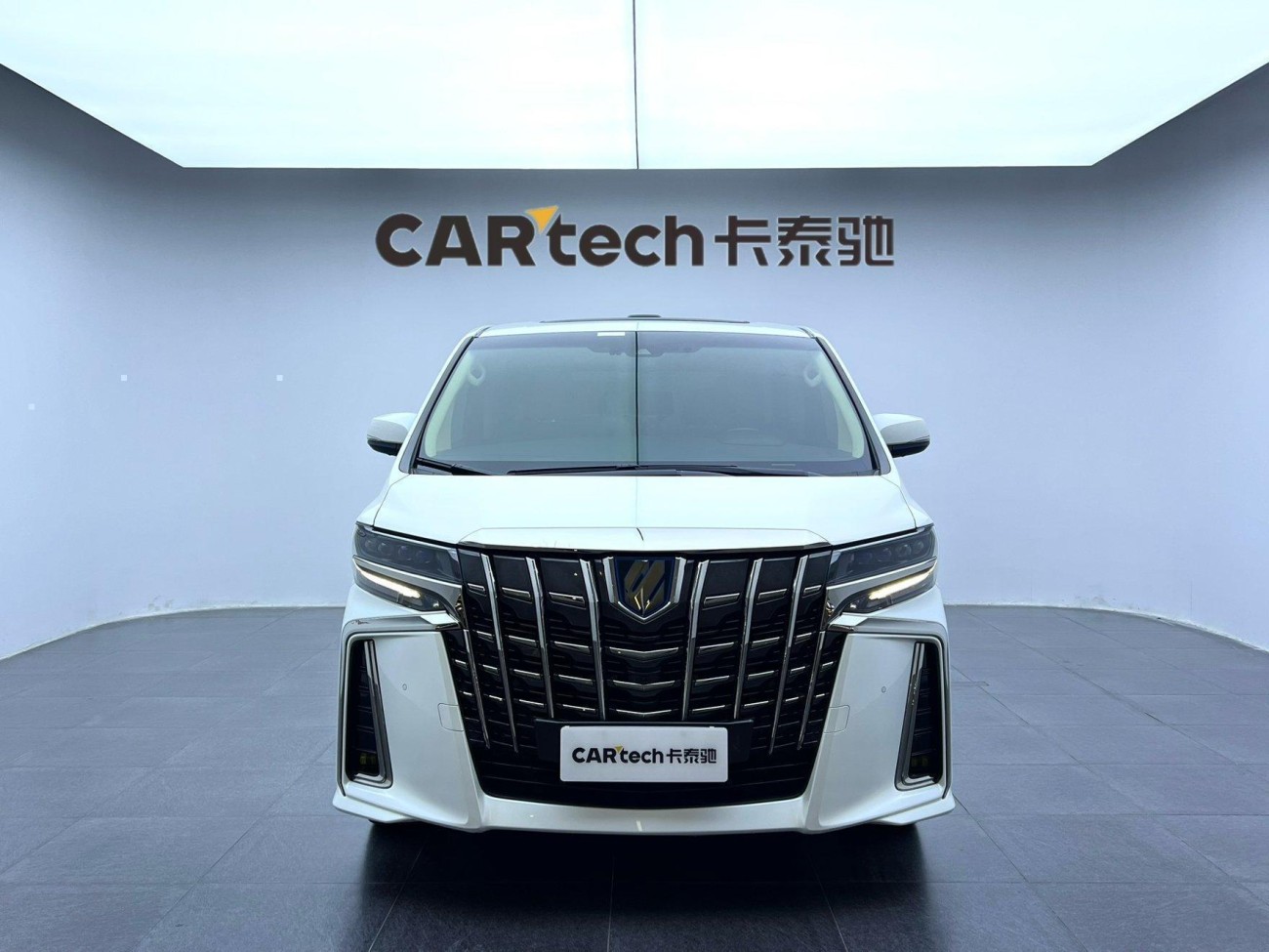 Toyota Alphard 2023