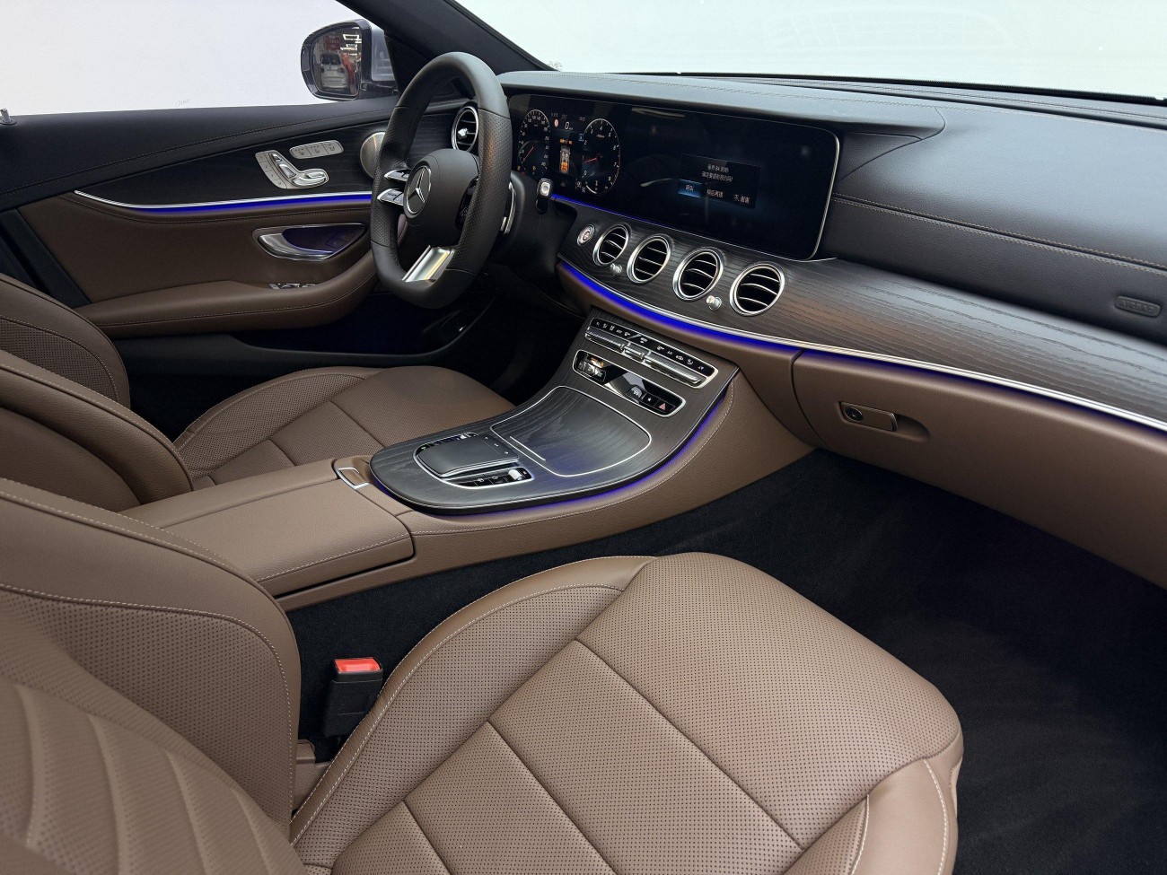 Mercedes-Benz E 300 L 2022