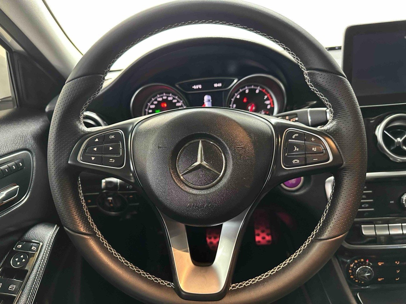 Mercedes-Benz GLA200 2019