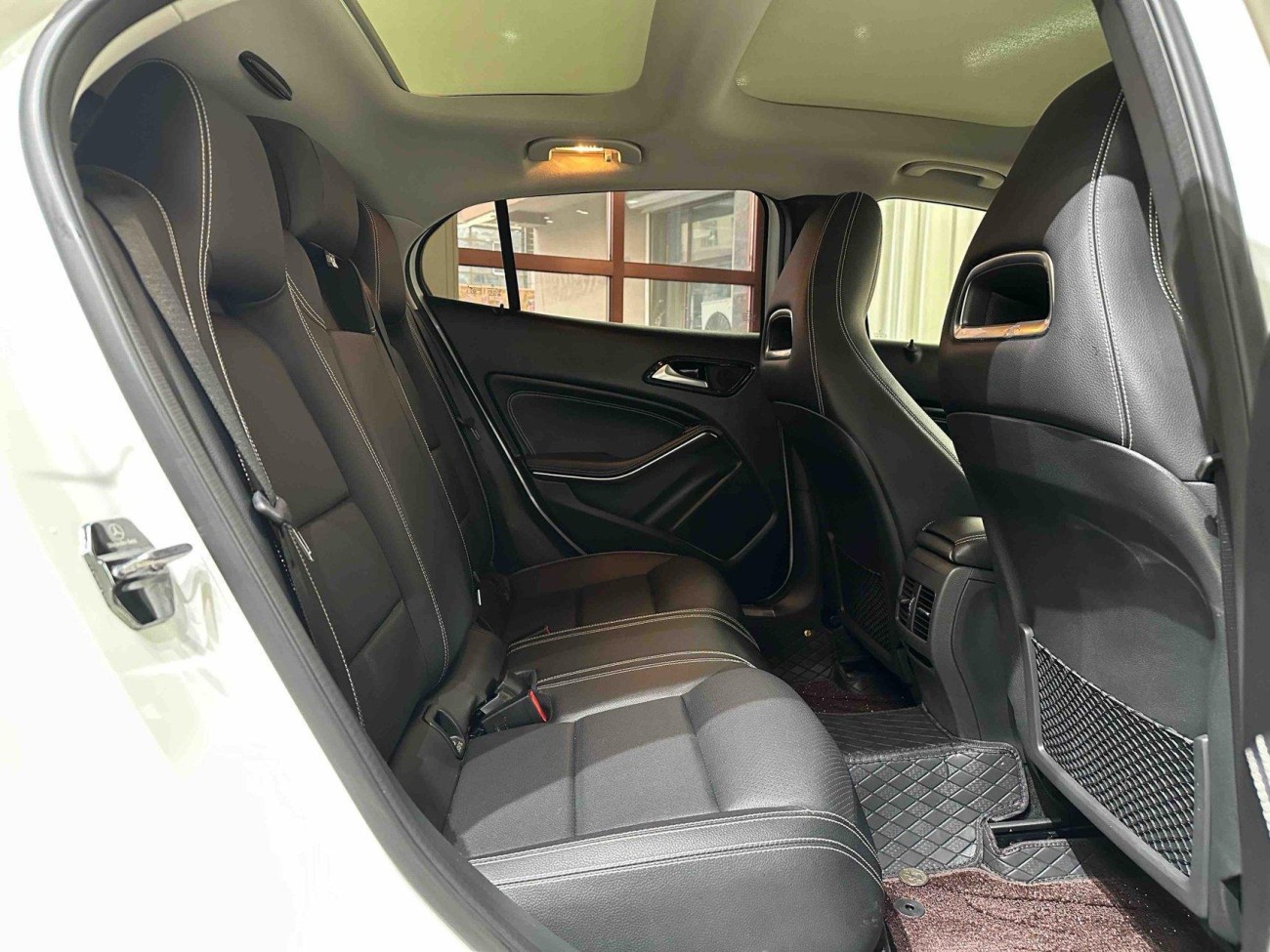 Mercedes-Benz GLA200 2019