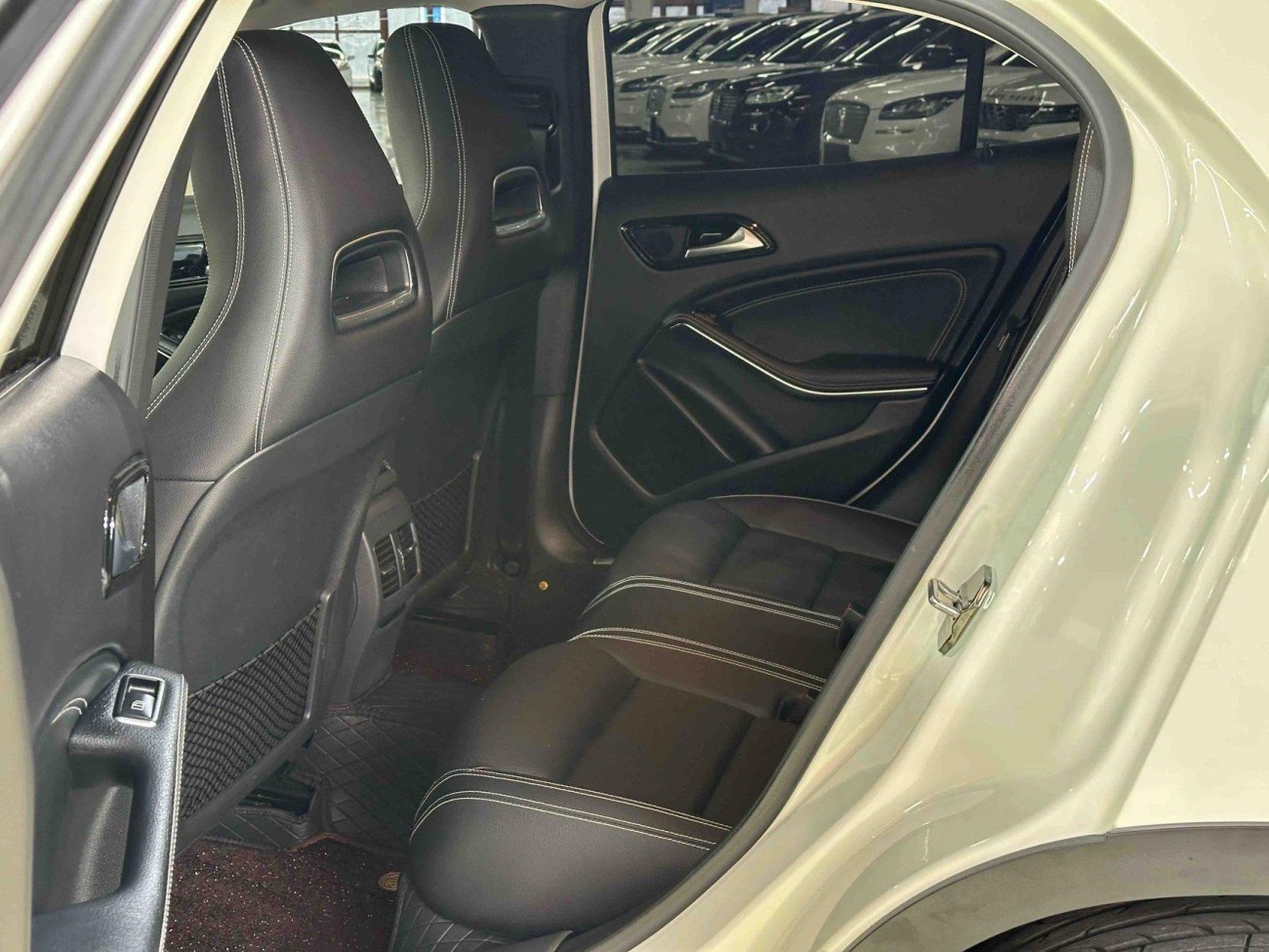 Mercedes-Benz GLA200 2019