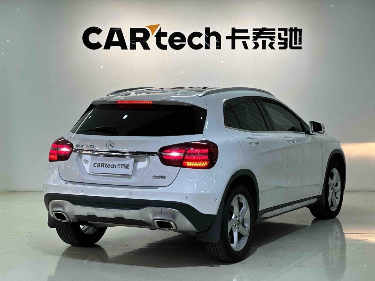 Mercedes-Benz GLA200 2019