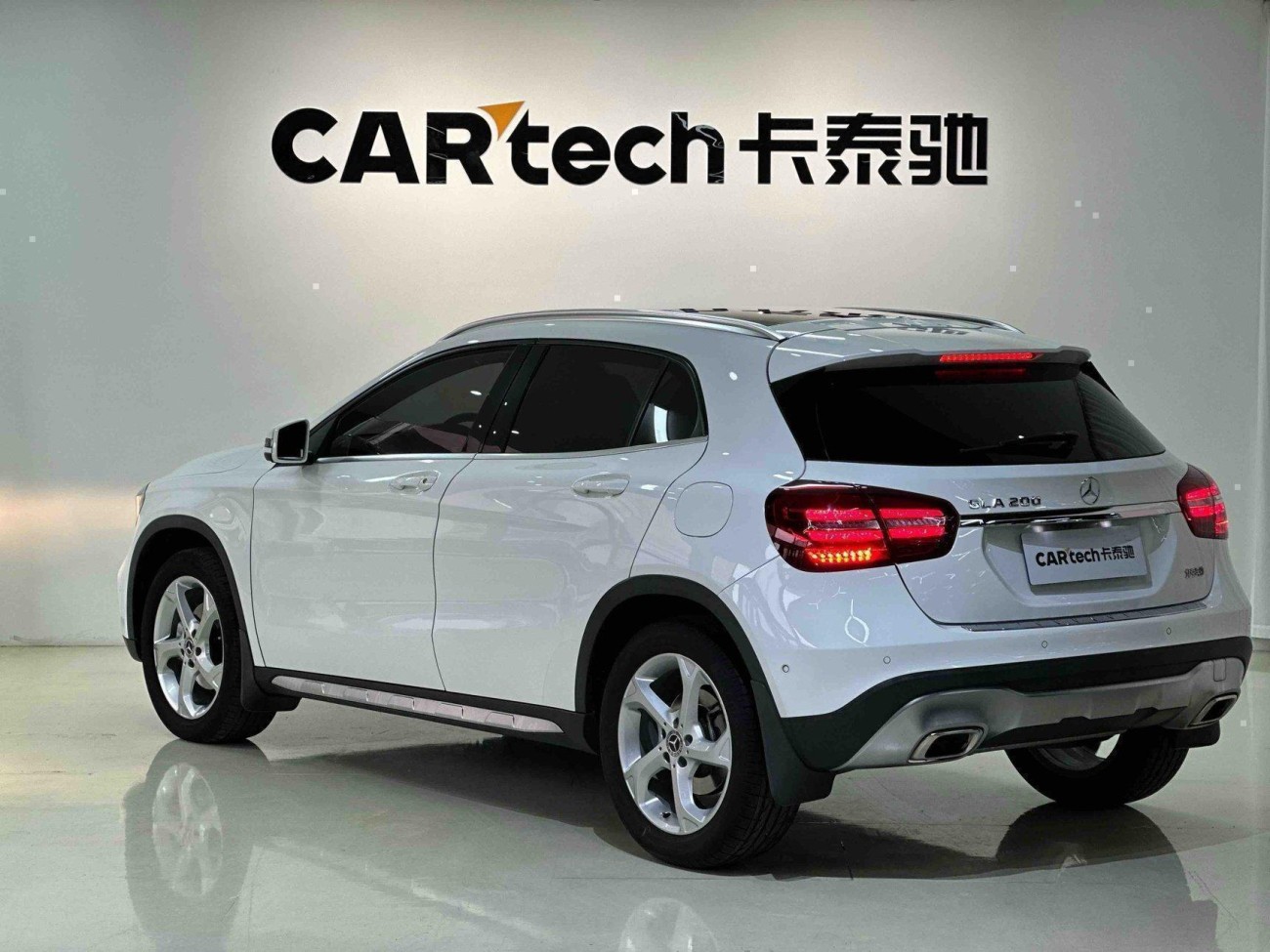 Mercedes-Benz GLA200 2019