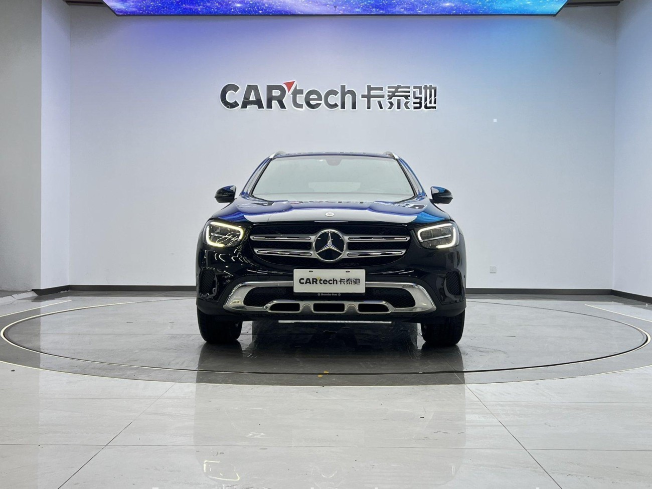 Mercedes-Benz GLC 260 L 2021